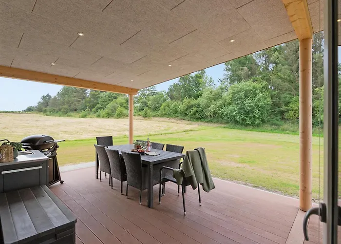 Lovely In With Sauna